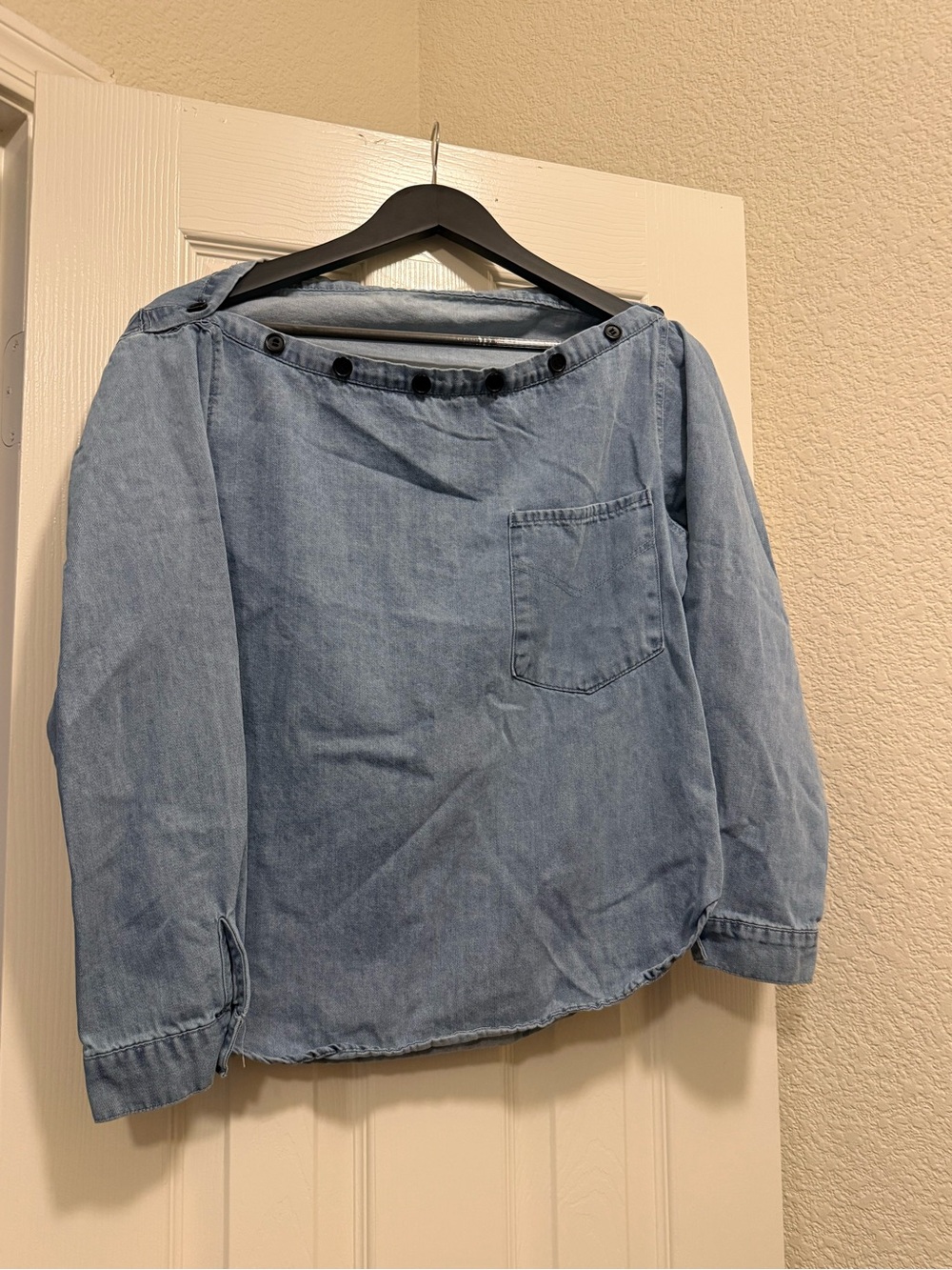 Women’s Denim Blue Knit Top | Size Small